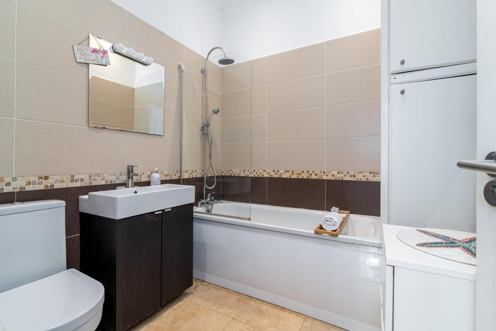 Guestready - Charming Retreat In West Green Лондон Стая снимка